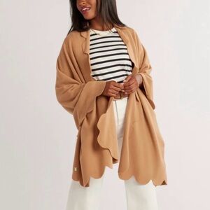 Dudley Stephens Five Mile River Scarf Scalloped Vello Fleece Camel One Size